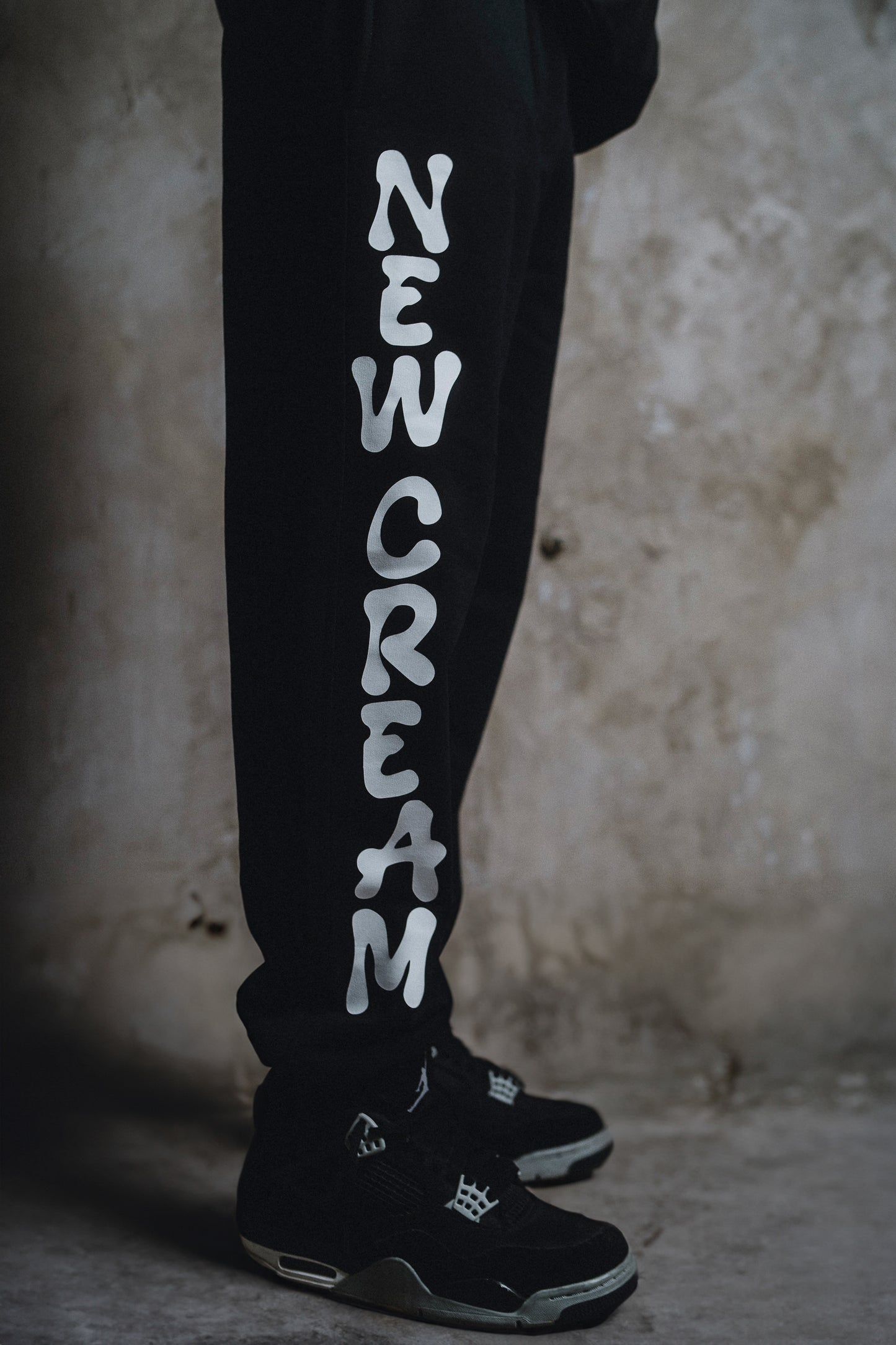 Black Cream pants